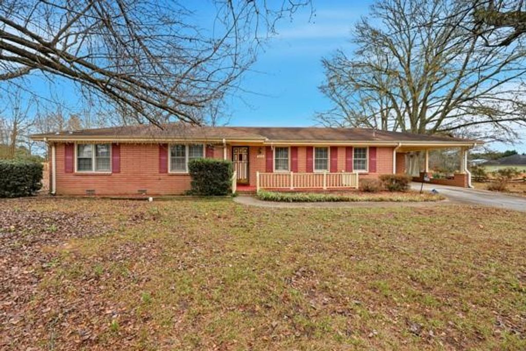 3908 Rosebud Road, Loganville, GA 30052