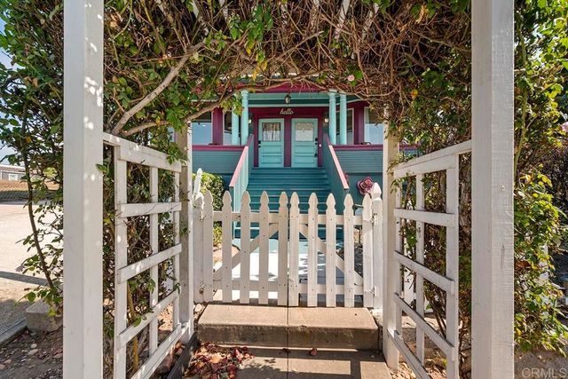 2683 85 C St, San Diego, CA 92102