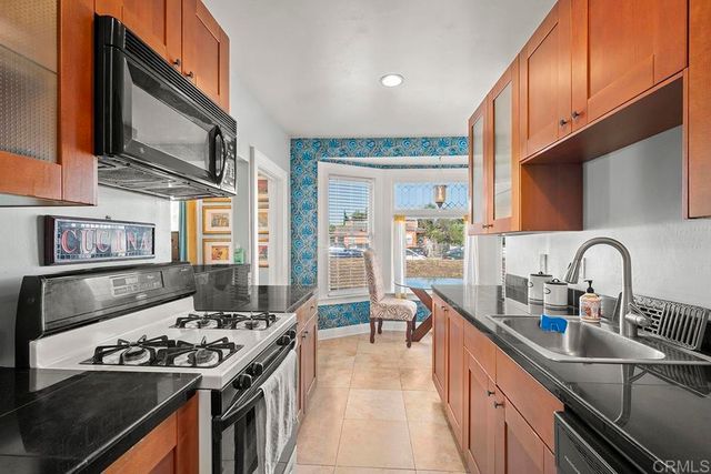 2683 85 C St, San Diego, CA 92102