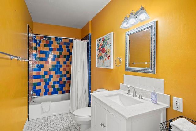 2683 85 C St, San Diego, CA 92102