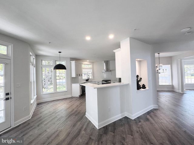 906 WHISTLING DUCK DR, Upper Marlboro, MD 20774