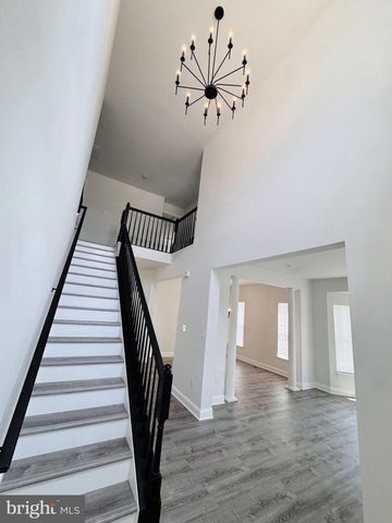 906 WHISTLING DUCK DR, Upper Marlboro, MD 20774