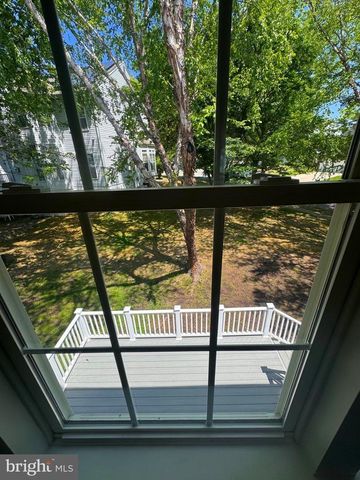 906 WHISTLING DUCK DR, Upper Marlboro, MD 20774