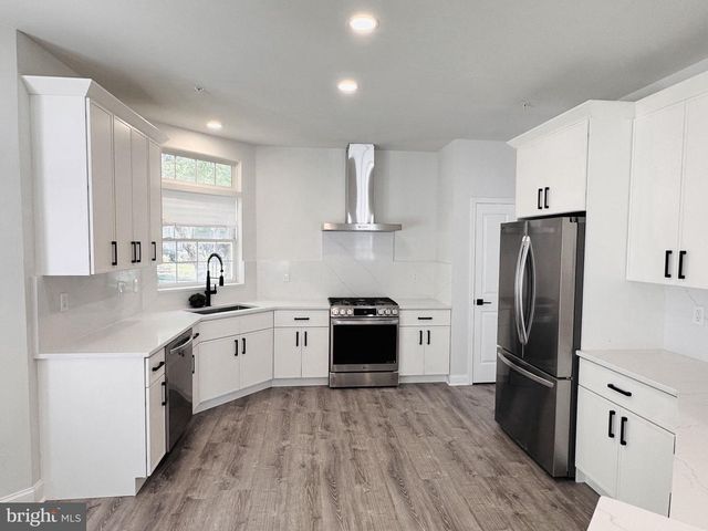 906 WHISTLING DUCK DR, Upper Marlboro, MD 20774