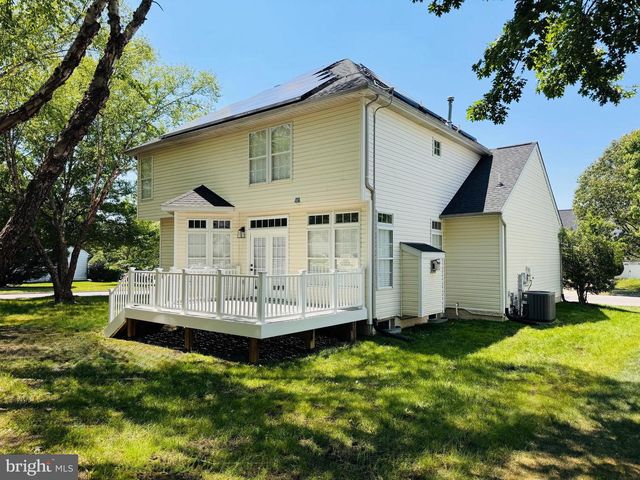 906 WHISTLING DUCK DR, Upper Marlboro, MD 20774