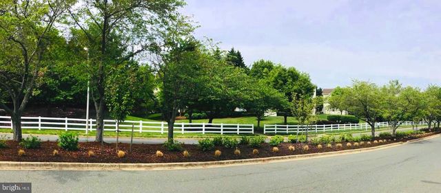 906 WHISTLING DUCK DR, Upper Marlboro, MD 20774