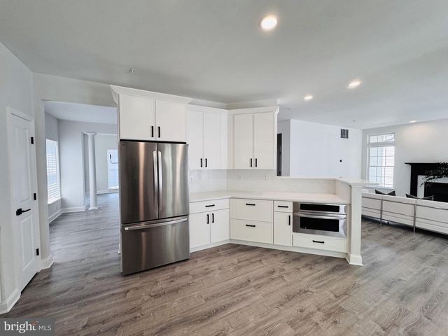 906 WHISTLING DUCK DR, Upper Marlboro, MD 20774
