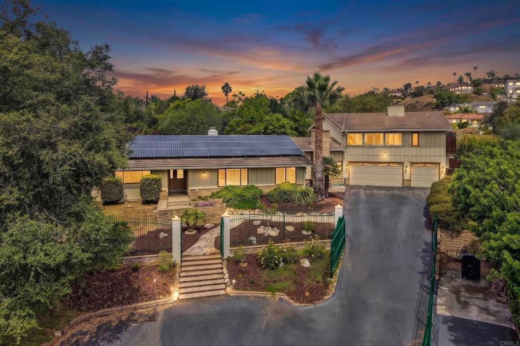 3056 Overhill Drive, Vista, CA 92084 — exterior