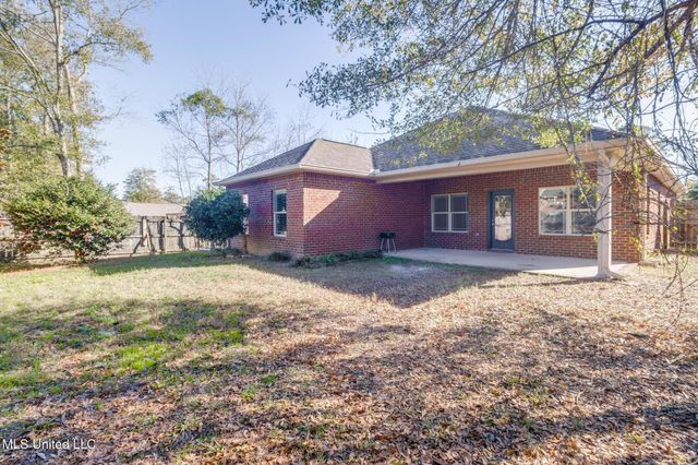 14048 Fox Hill Drive, Gulfport, MS 39503