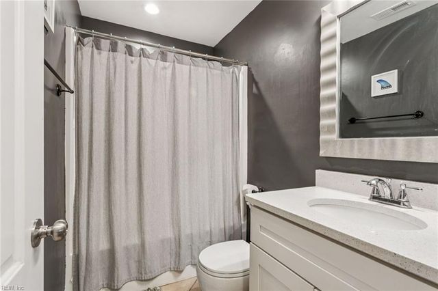 6630 Valley DR, Gloucester, VA 23061