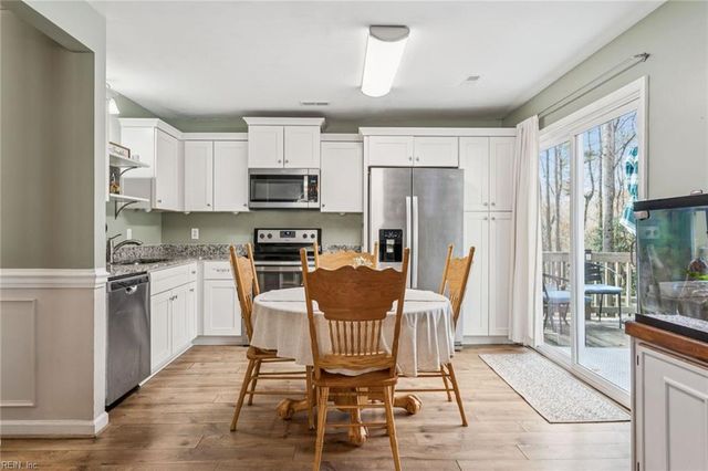 6630 Valley DR, Gloucester, VA 23061