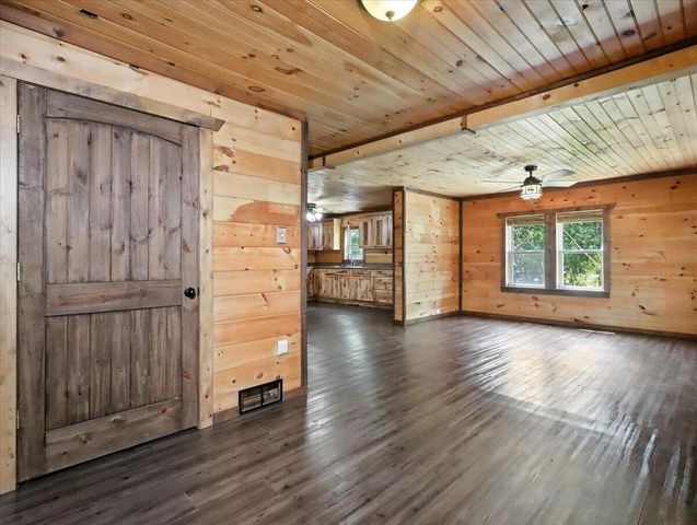 17432 Mo-19, Alton, MO 65606