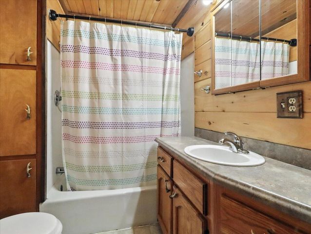 17432 Mo-19, Alton, MO 65606