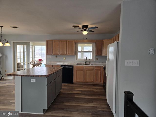 637 HAMMOND DR, Milford, DE 19963