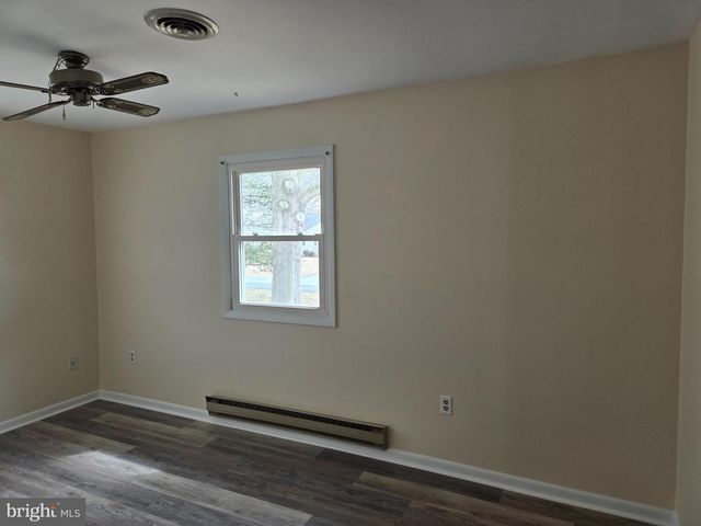 637 HAMMOND DR, Milford, DE 19963