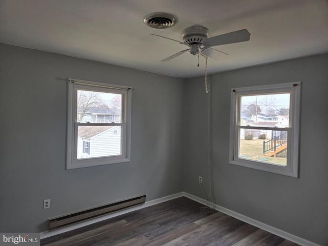 637 HAMMOND DR, Milford, DE 19963