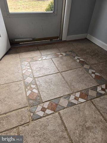 637 HAMMOND DR, Milford, DE 19963