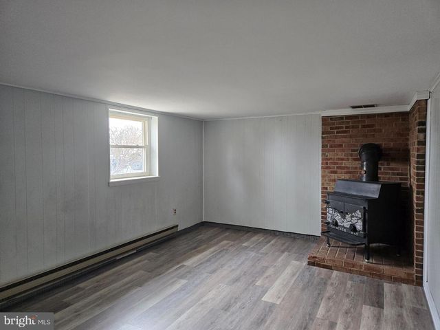 637 HAMMOND DR, Milford, DE 19963