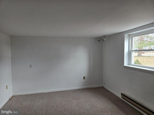 637 HAMMOND DR, Milford, DE 19963