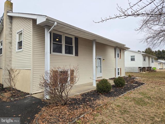 637 HAMMOND DR, Milford, DE 19963