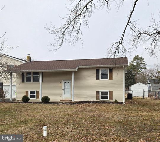 637 HAMMOND DR, Milford, DE 19963