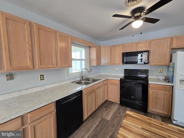 637 HAMMOND DR, Milford, DE 19963