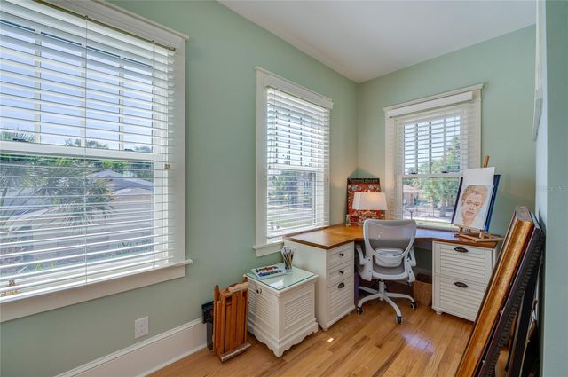 220 RIVERVIEW BOULEVARD, Daytona Beach, FL 32118