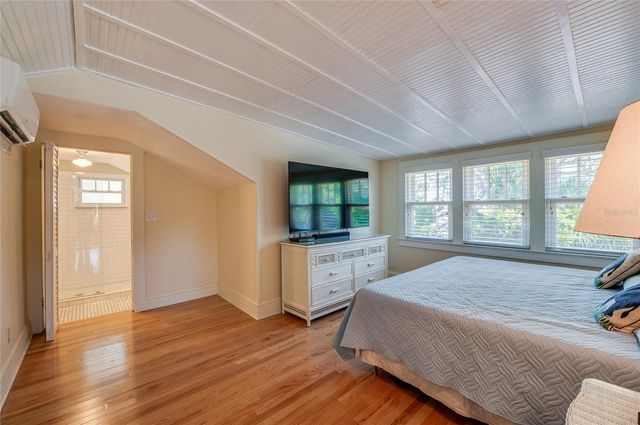 220 RIVERVIEW BOULEVARD, Daytona Beach, FL 32118