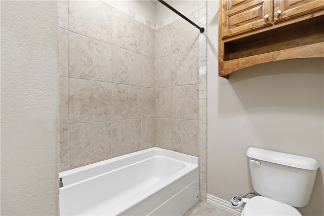 3105 SW Joshua Avenue, Bentonville, AR 72713