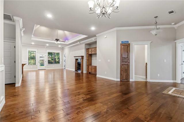 3105 SW Joshua Avenue, Bentonville, AR 72713