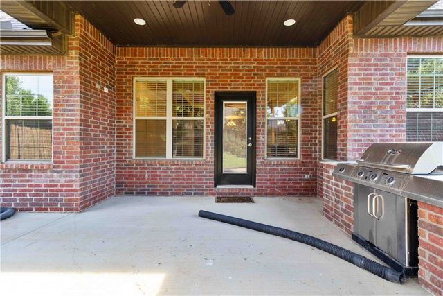 3105 SW Joshua Avenue, Bentonville, AR 72713