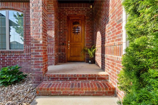 3105 SW Joshua Avenue, Bentonville, AR 72713