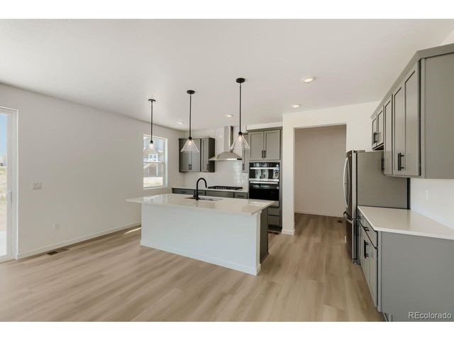 5568 Westin Hills Dr, Elizabeth, CO 80107