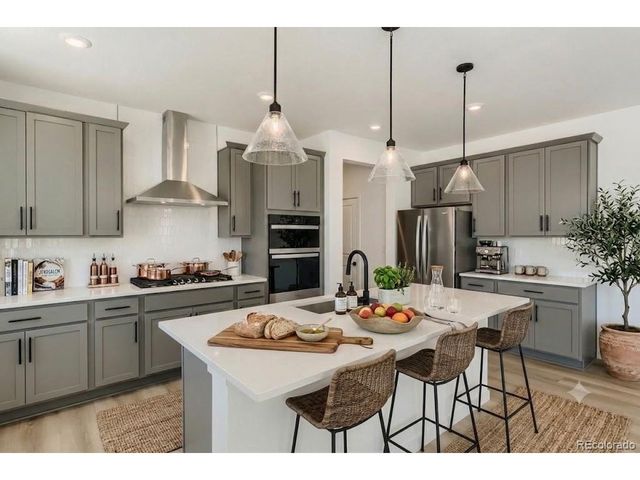 5568 Westin Hills Dr, Elizabeth, CO 80107