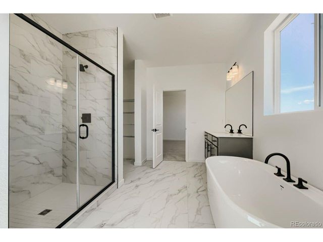 5568 Westin Hills Dr, Elizabeth, CO 80107