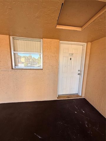 9972 SW 88th St 1125, Miami, FL 33176