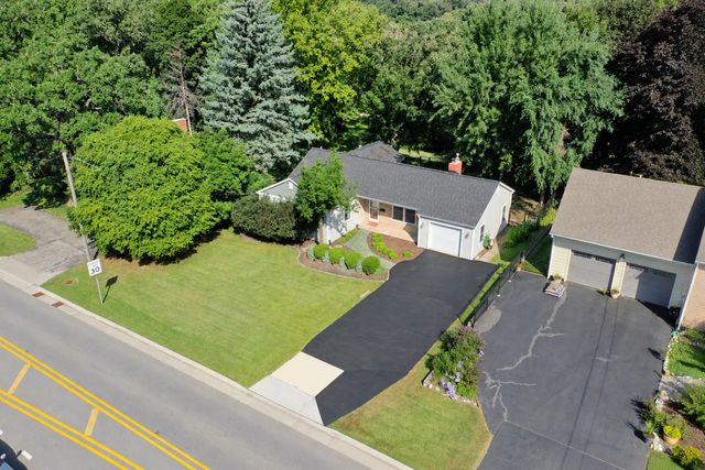 60 E Terra Cotta Avenue, Crystal Lake, IL 60014