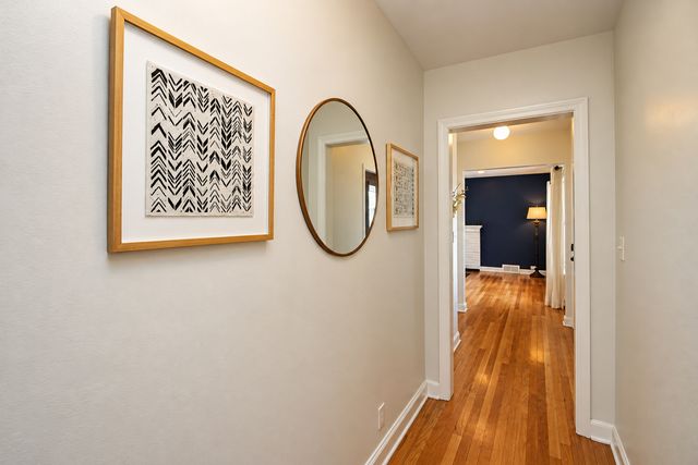 60 E Terra Cotta Avenue, Crystal Lake, IL 60014