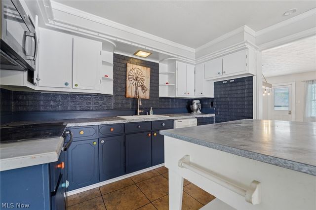 1163 State Route 307 W, Jefferson, OH 44047