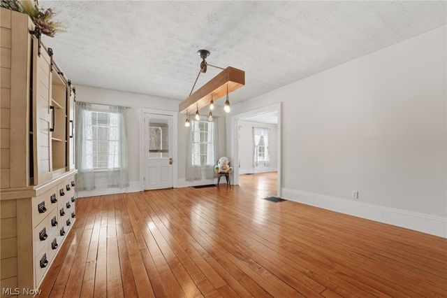 1163 State Route 307 W, Jefferson, OH 44047