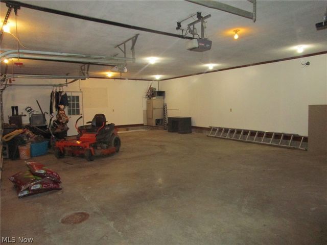1163 State Route 307 W, Jefferson, OH 44047