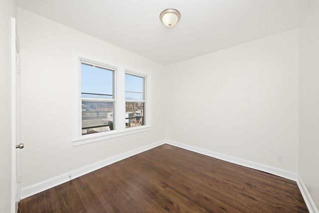 8024 S Vernon Avenue, Chicago, IL 60619