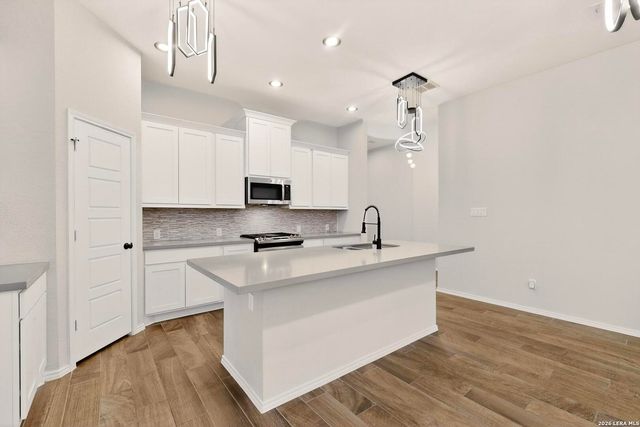 2744 Barkey Springs, San Antonio, TX 78245