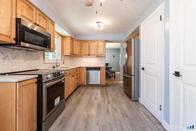 50 Horizon Circle, South Windsor, CT 06074
