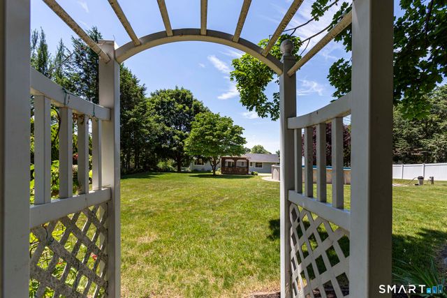 50 Horizon Circle, South Windsor, CT 06074