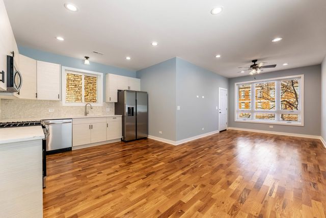 2821 W Jackson Avenue, Chicago, IL 60612