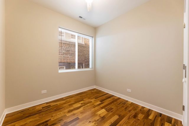 2821 W Jackson Avenue, Chicago, IL 60612