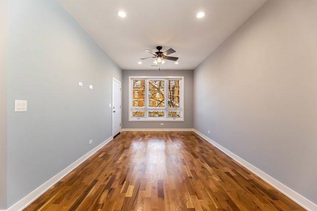 2821 W Jackson Avenue, Chicago, IL 60612