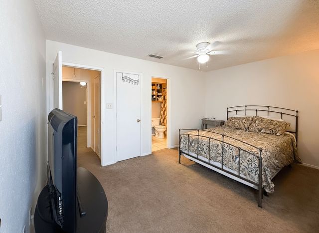 1237 Dallas Drive, Denton, TX 76205