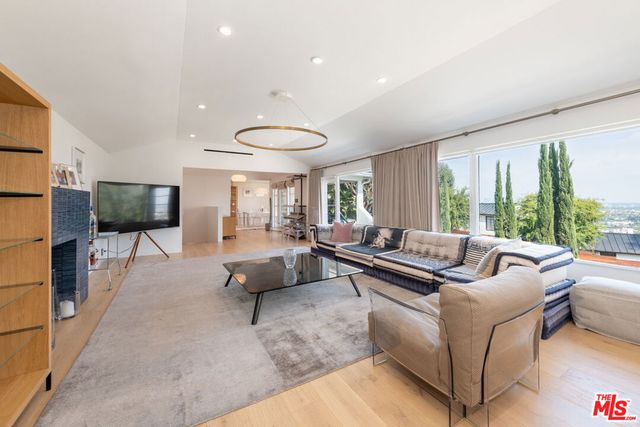 8501 Hedges Place, Los Angeles, CA 90069